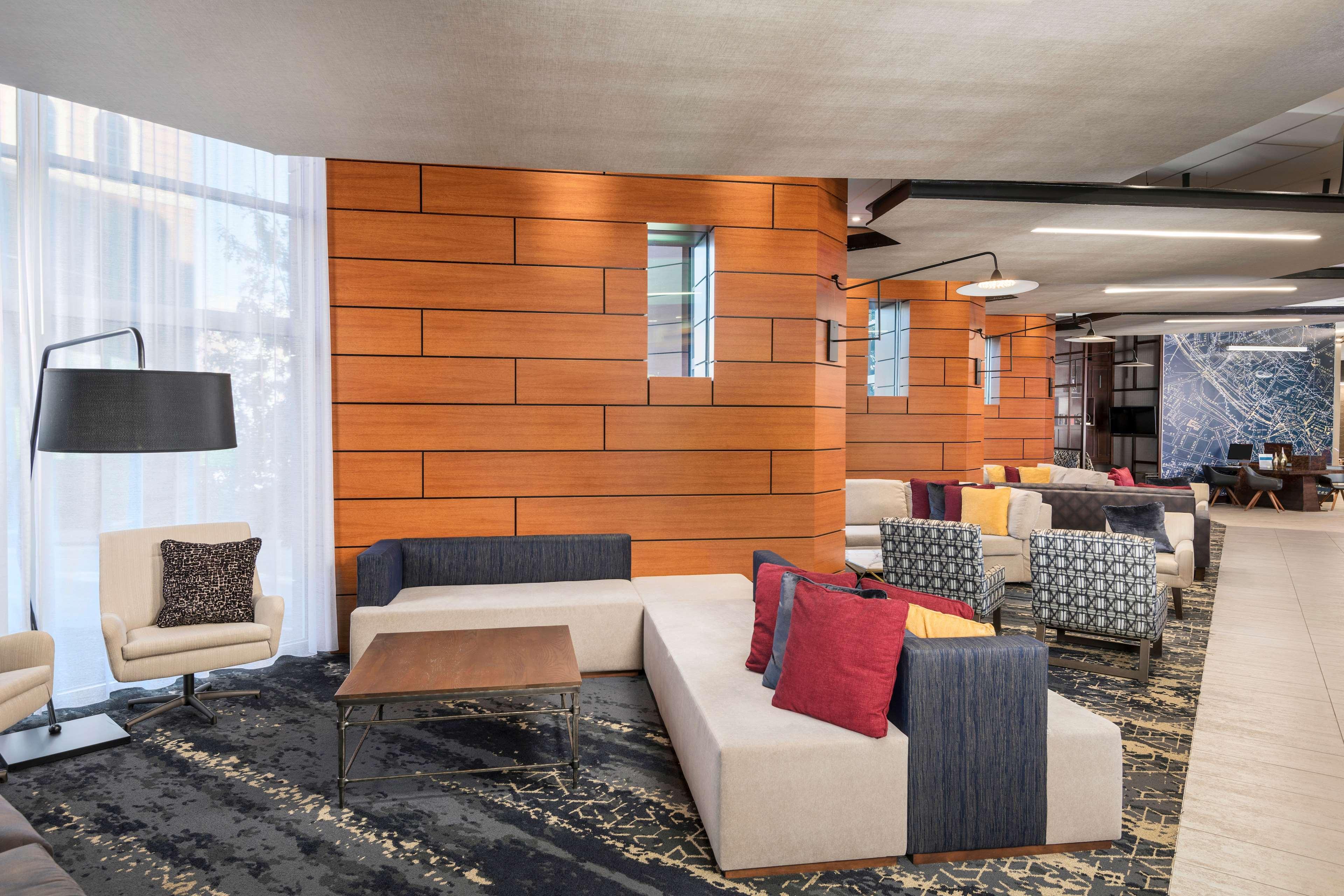 Hyatt Place Greenville Downtown Extérieur photo