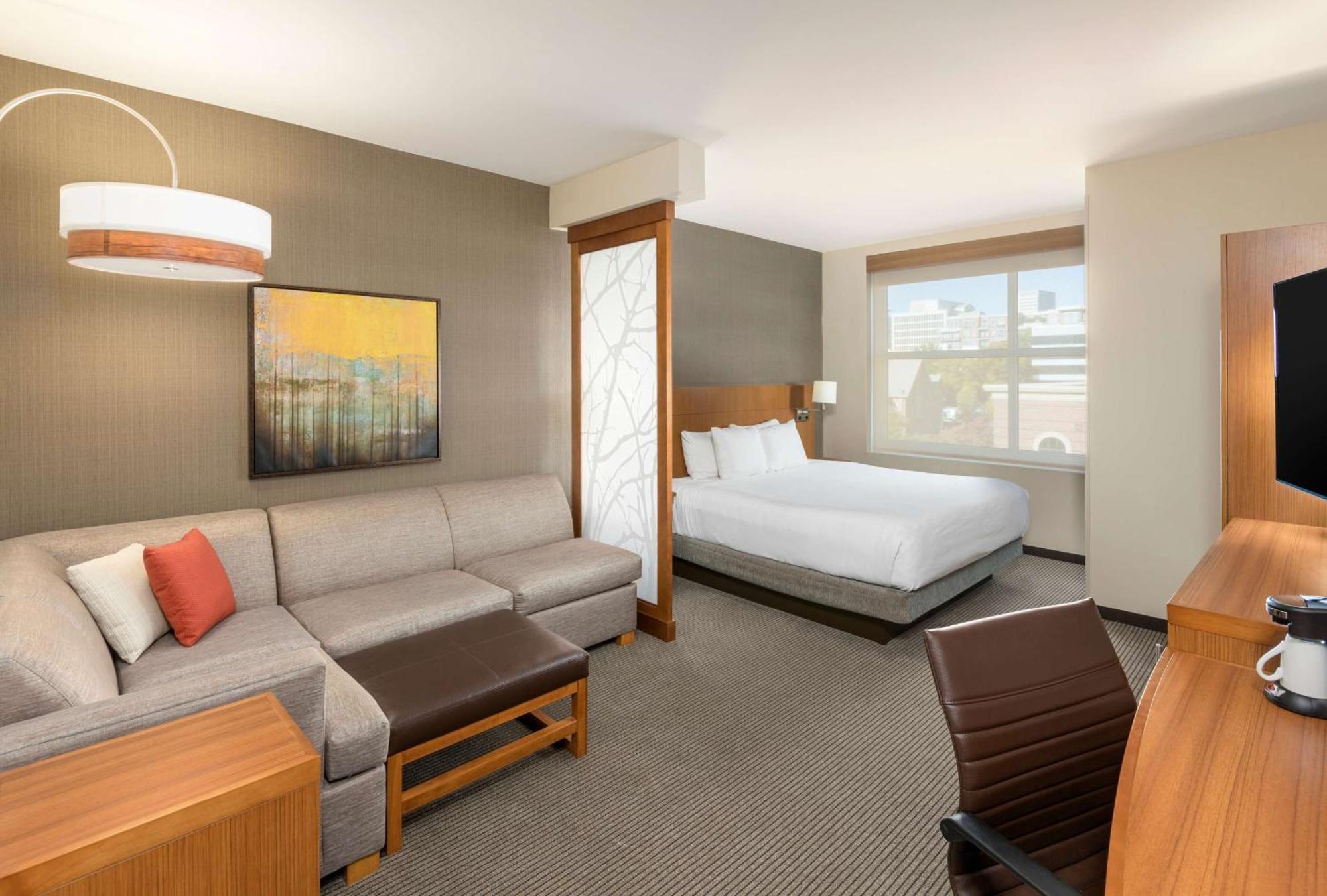 Hyatt Place Greenville Downtown Extérieur photo